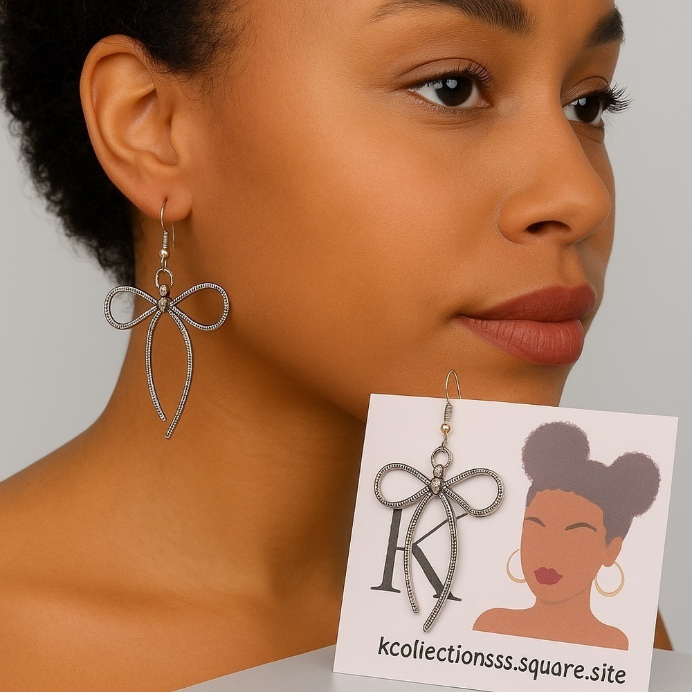 Silver Bow Earrings with green dangling earring set